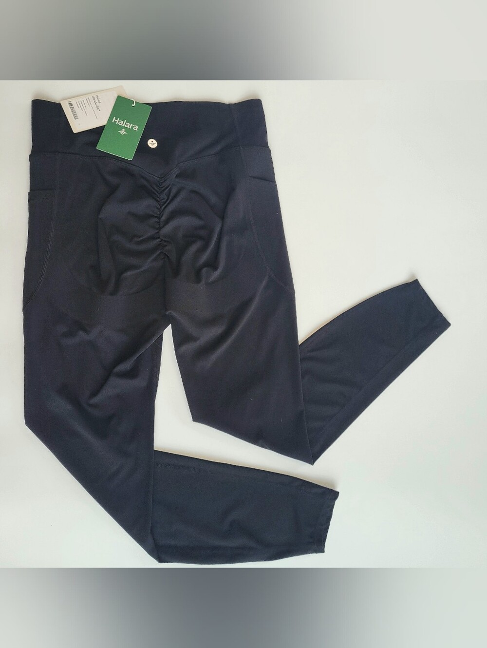 Halara UltraSculpt Leggings Size M Contour-Sculpting Compression High Waist NWT
